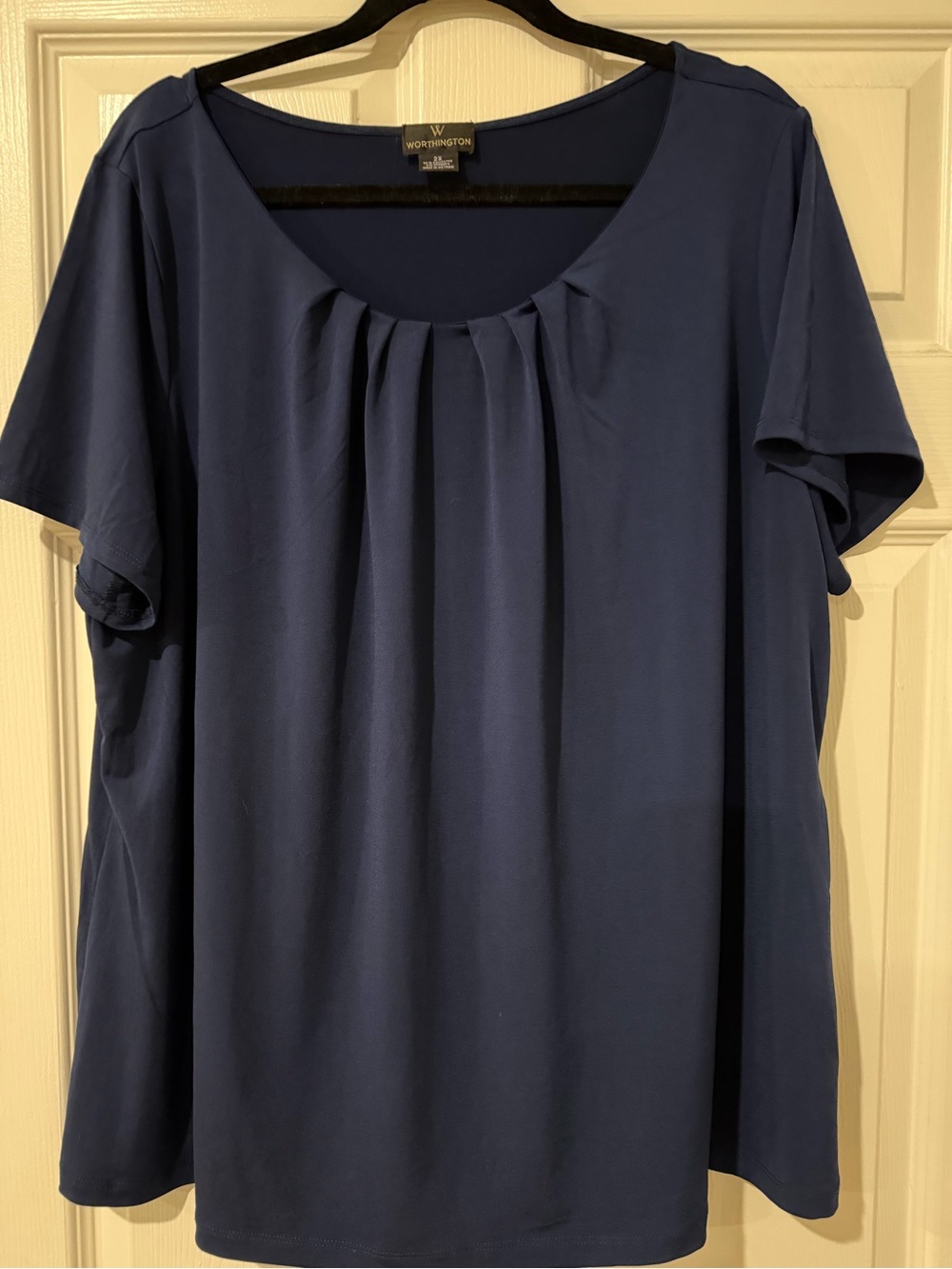Worthington Navy Pleated Scoop Neck Top